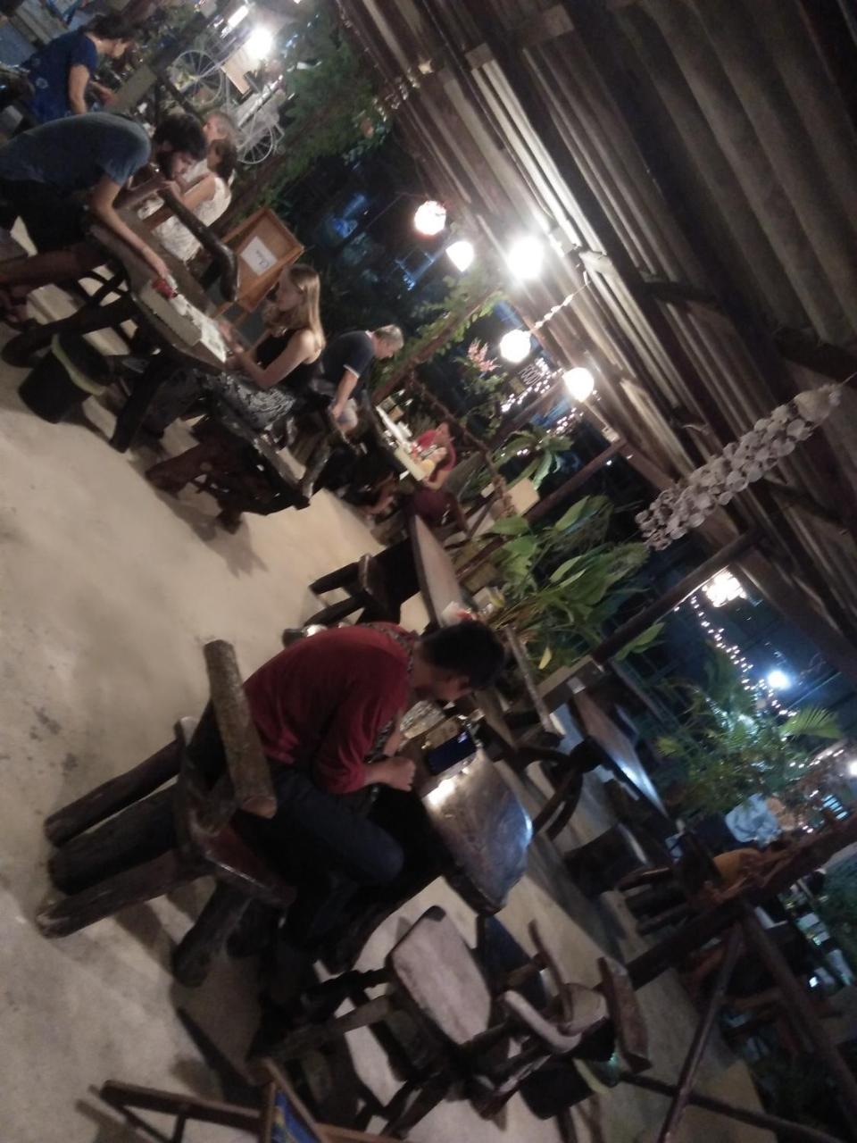 Sangjun Guesthouse Trat Exterior foto